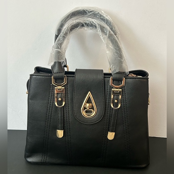 New Handbag With Crossbody Option-Vegan Leather. Available in Red or Black! - Picture 1 of 9